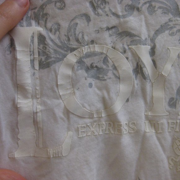 GUC white Express logo graphic tee shirt M medium - Picture 3 of 5